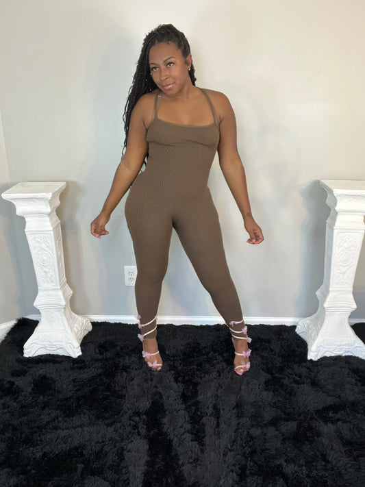 SNAPBACK JUMPSUIT