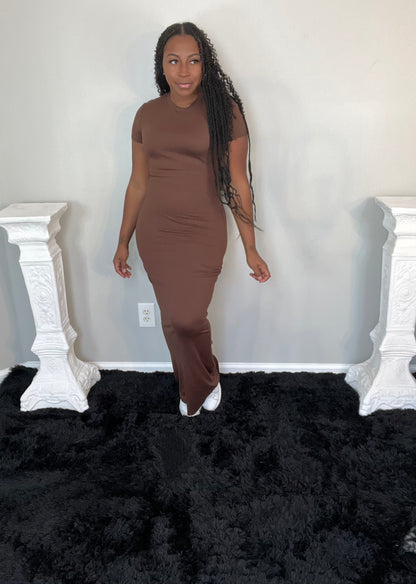 BASIC LUXE DRESS (mocha)