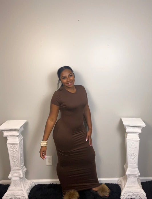 BASIC LUXE DRESS (mocha)