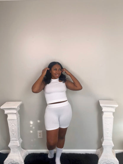 AROUND THE WAY SHORT SET (white)