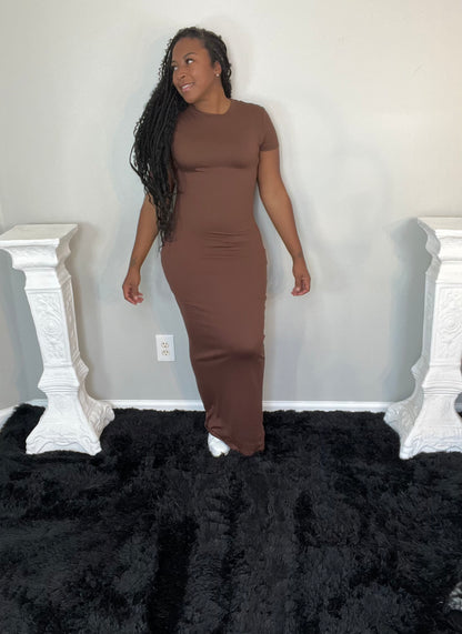 BASIC LUXE DRESS (mocha)